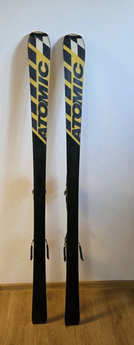 Schiuri Atomic  SL II  165 cm