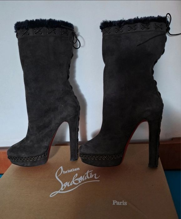 Cizme Christian Louboutin din piele întoarsă