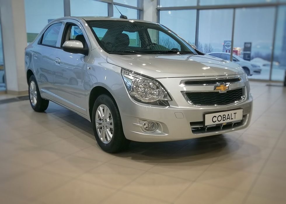 Сдам в аренду Шевроле Кобальт  автомат!