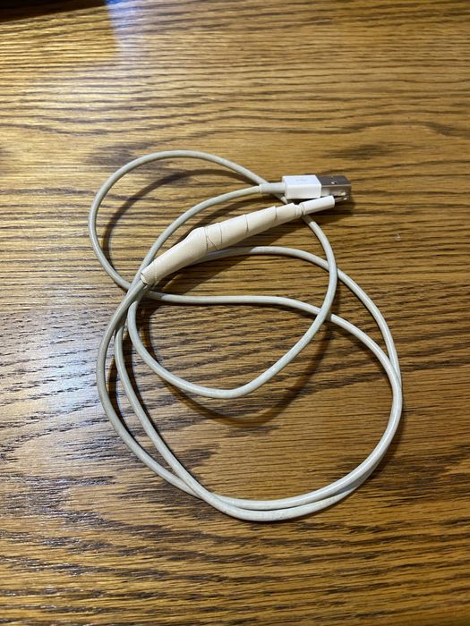 Iphone 5S de 16 GB, argintiu, impecabil, de colectie, neverlocked