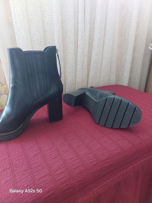 Боти 40 номер нови