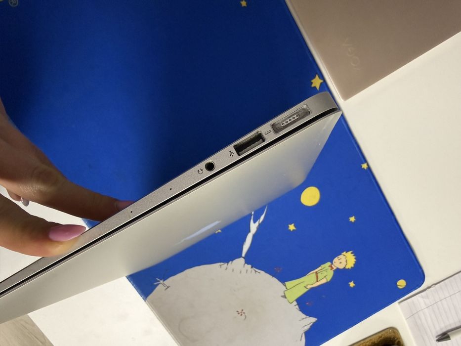 MacBook Air 13 (2013)