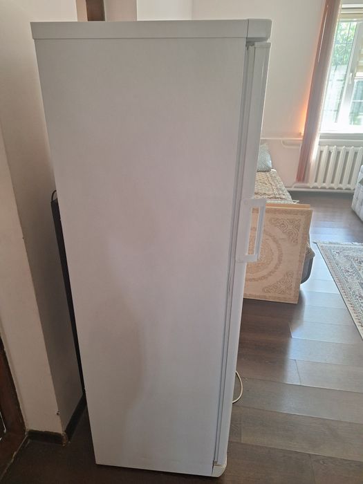 Морозильник indesit