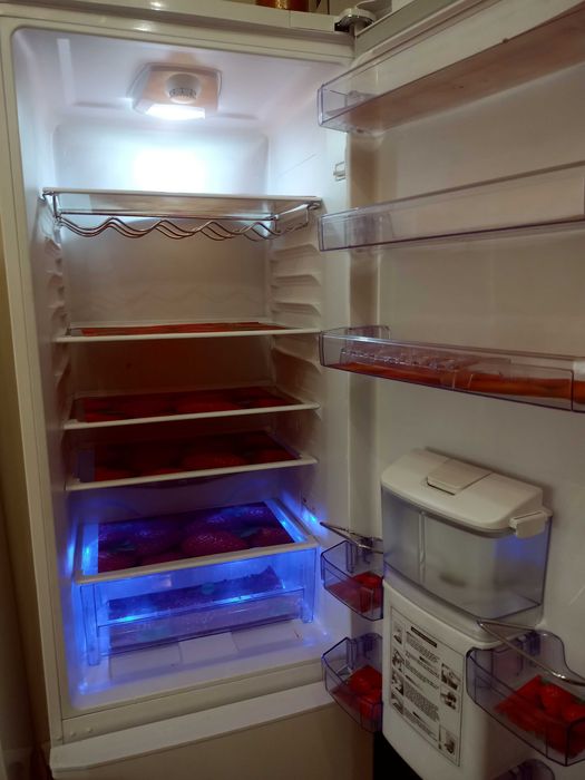 Части от хладилник с фризер BEKO