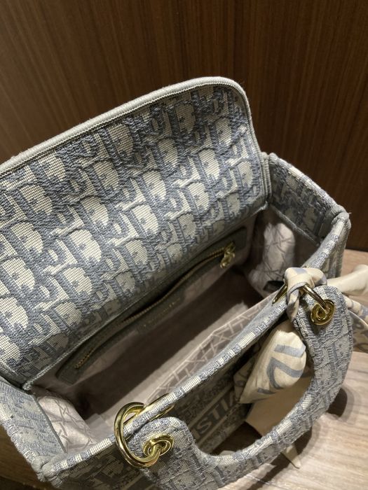 продам сумку cristian dior