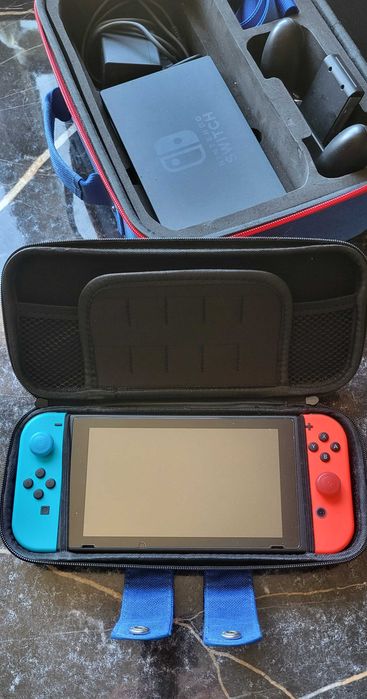 Игровая приставка Nintendo Switch с играми
