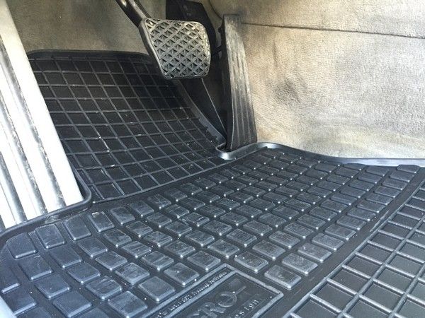 Covoare cauciuc BMW E65 / E66 / E67 seria 7 an 2001-2008