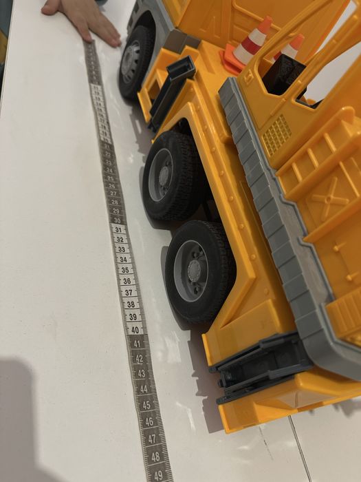 Продам машинку кран