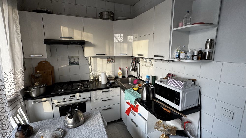Продам кухню в б/у состоянии