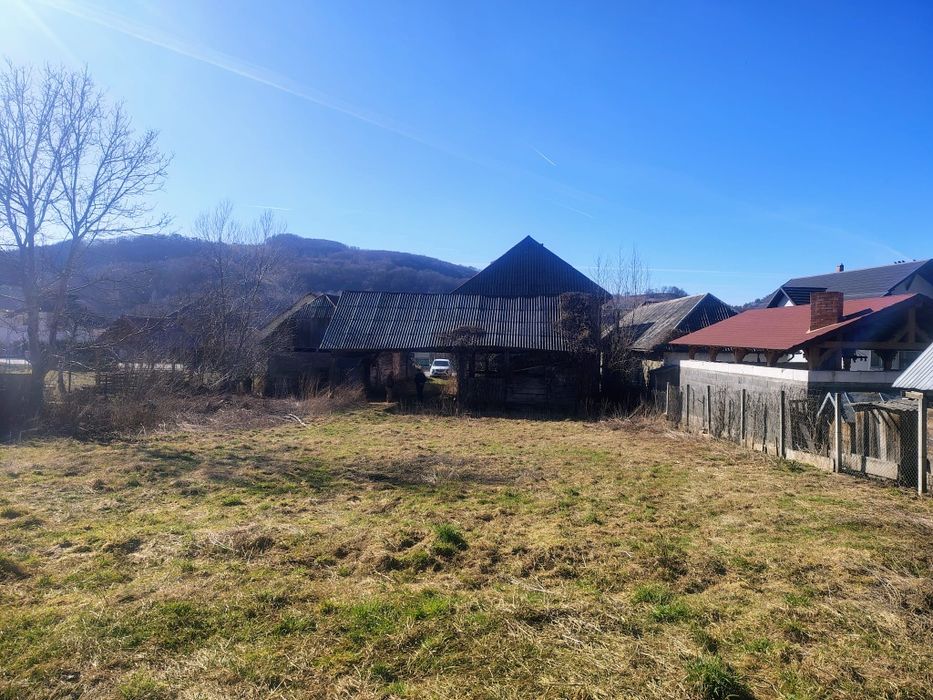 Casă de vânzare în comuna Bârsana, jud. MARAMUREȘ