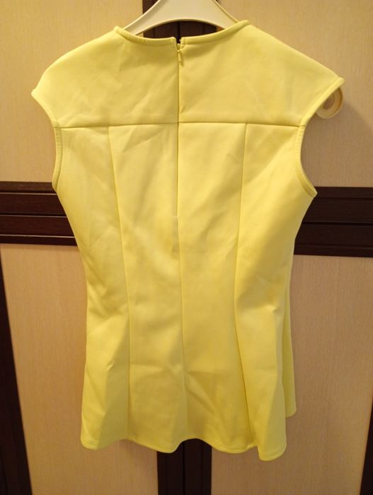 Елегантно бюстие размер 38