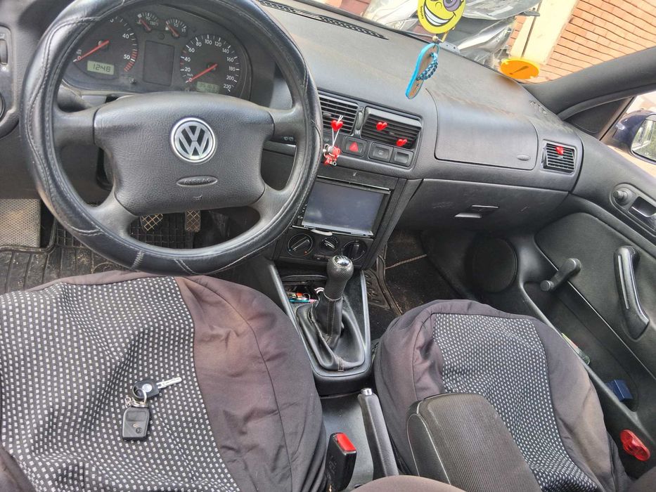 Vand sau schimb cu ceva automat  golf 4 1.9 disel