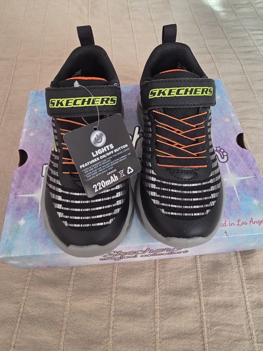 Светещи маратонки Skechers номер 27