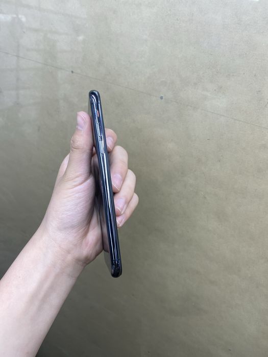 Iphone Xs телефон