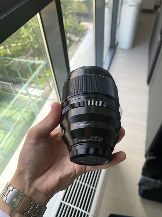 Fujinon 50mm f.1 sotiladi