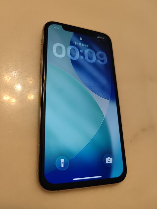Продам iphone 11 pro 64 gb