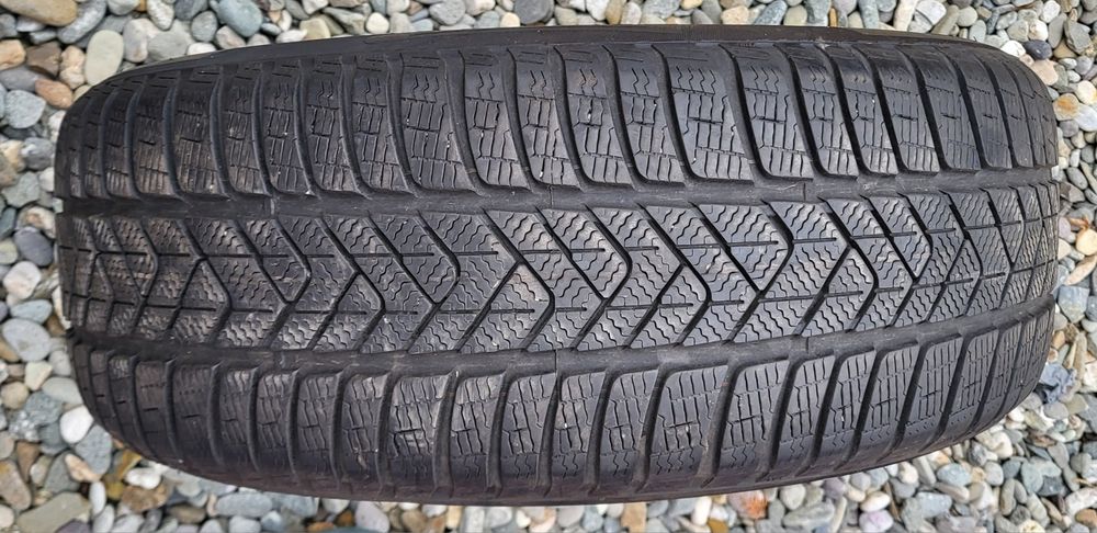 Anvelope 225 60 17 pirelli
