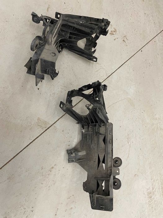 BMW F10 F11 headlight support държач фарове с краш сензор