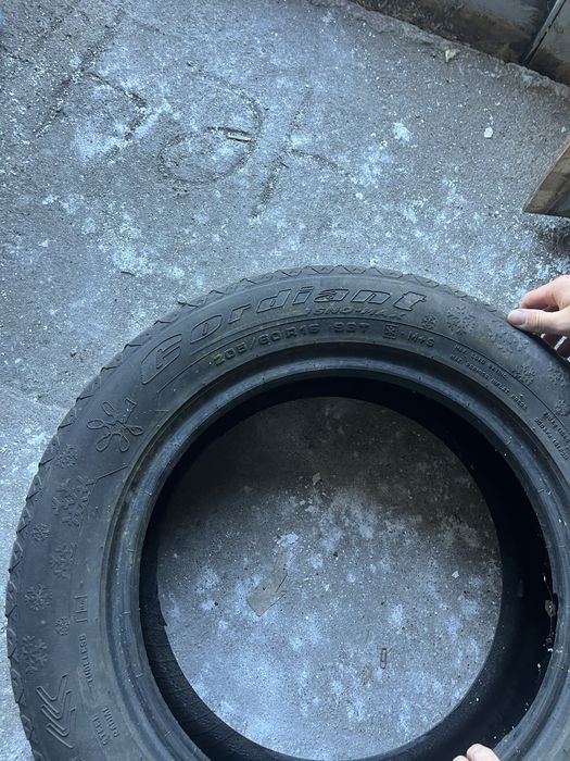 Продам зимнюю резину