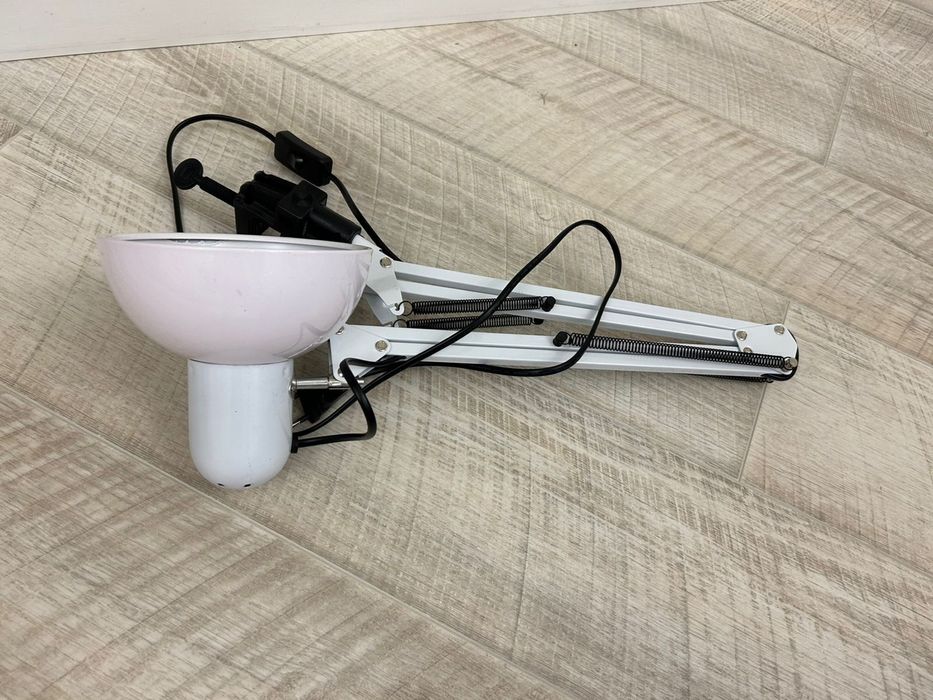 Продам все для маникюра в хорошем состоянии