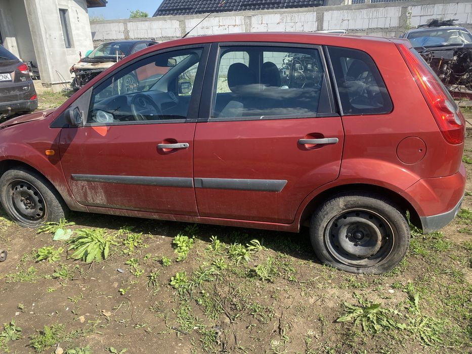 Dezmembrez ford fiesta mk5 2003-2008 1.4tdci