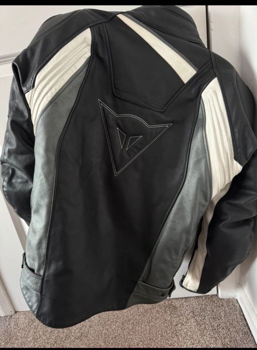 Кожено Мото яке S-M 48 Dainese