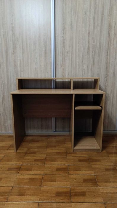 Birou calculator / birou lucru cu poliță, stare bună