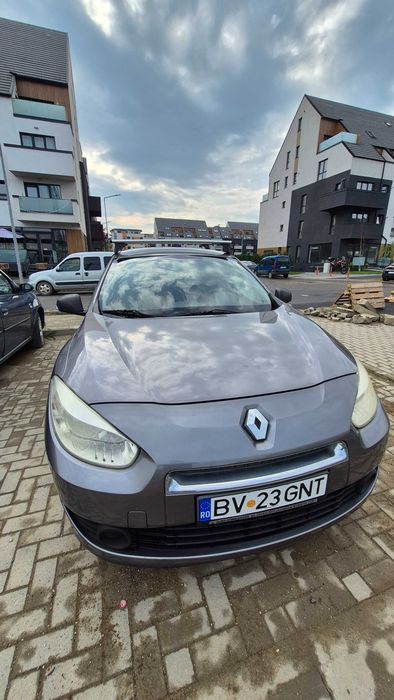 Renault Fluence 1.6 benzina, 110 CP, an 2010