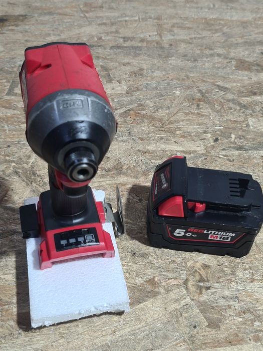 Impact pentru biti Milwaukee M18 FID2