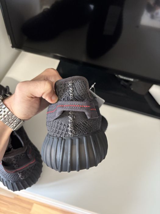 Vand Yeezy 350v2 black (Reflective)