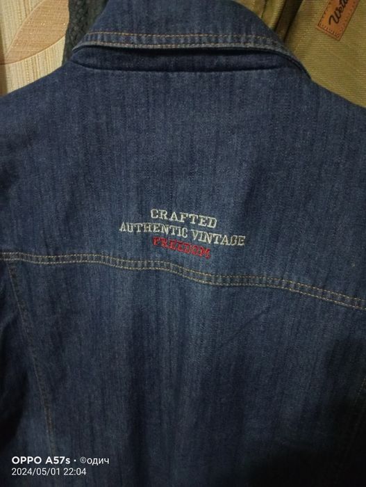 Продам джинсовую куртку