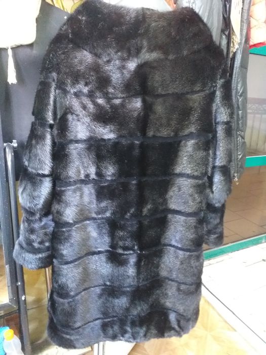 Продам шубу норковую