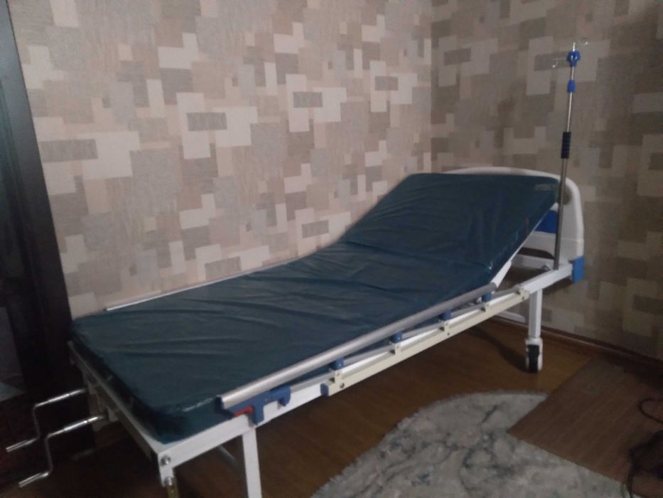 Медицинская 2-х функциональная кровать