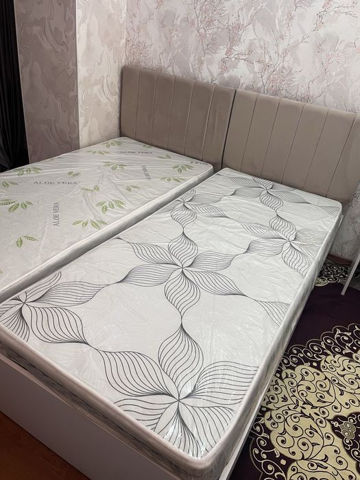 Продам спальнюю гарнитуру