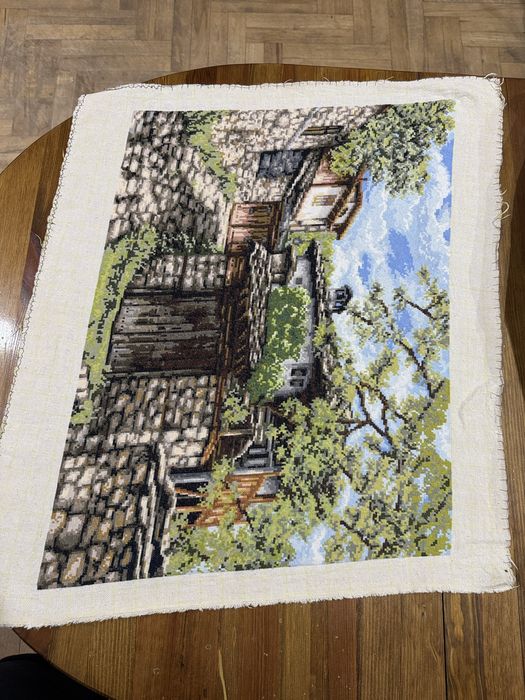 Гоблен “Село Лещен”