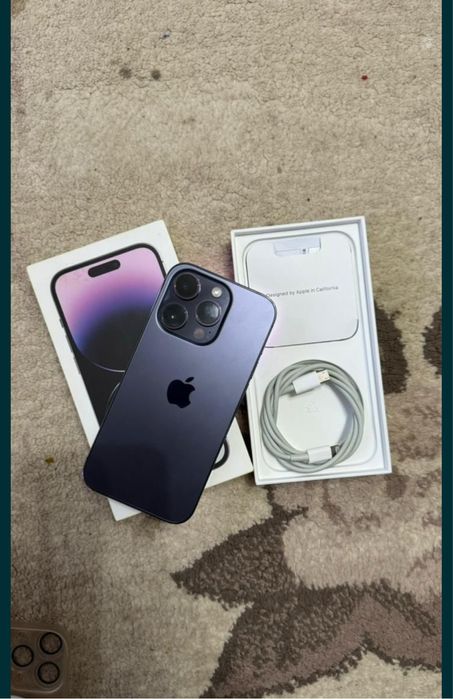 Продаеться Айфон