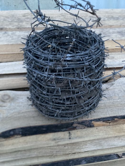 Колючая проволка