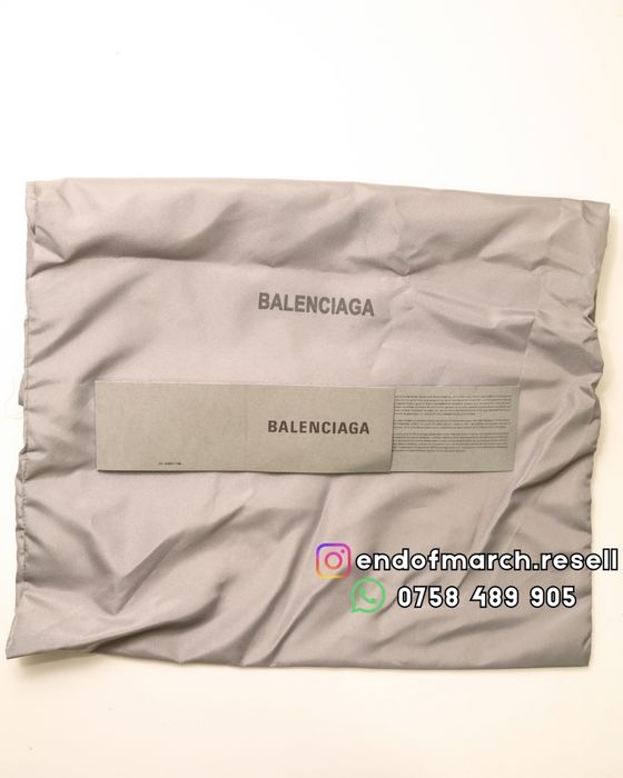 Balenciaga Triple S Red