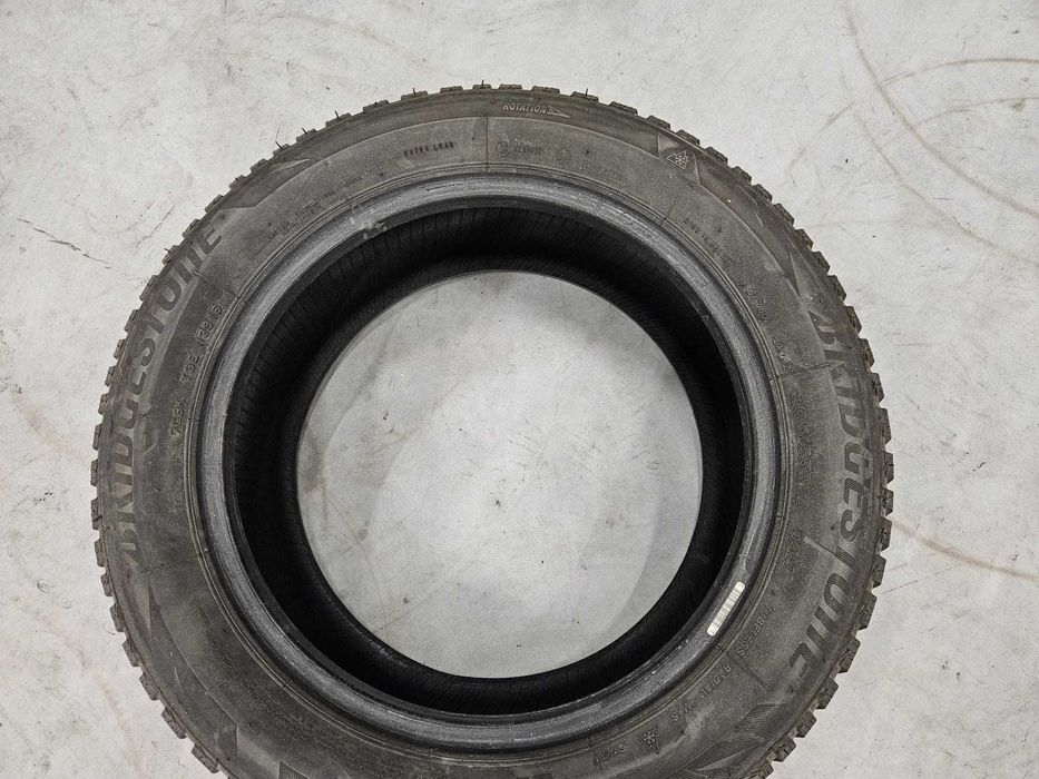 Anvelopa IARNA 205.55.16 'Bridgestone Blizzak lm001'