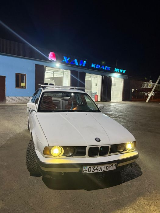 Машина БМБ Немецкая отличная.