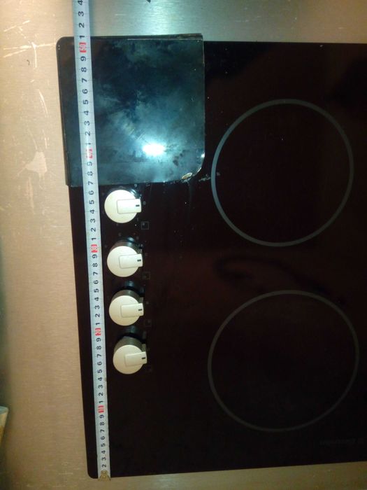 Продавам плот с 2 газови и 2 електро-котлона