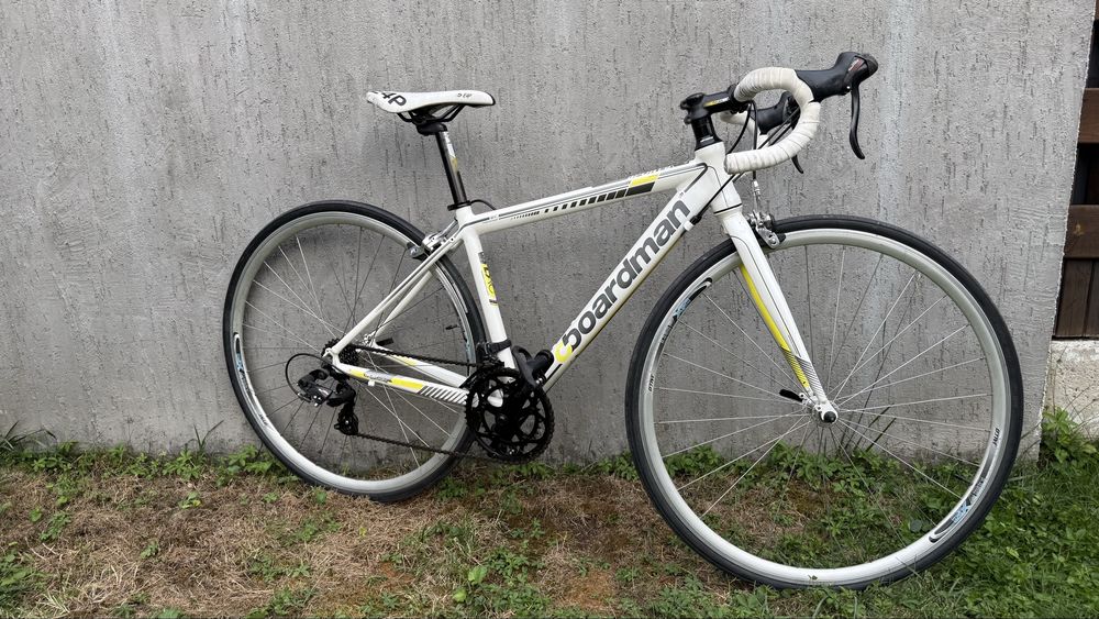 Шосеен велосипед Boardman Road Sport – Размер XS