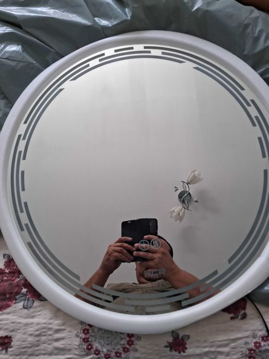 Шкаф и огледало за баня