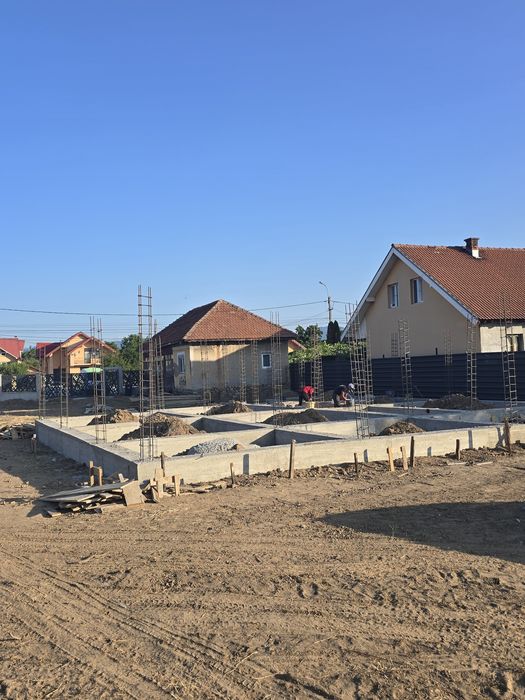 Lucrări construcții!! Case la rosu și cheie!!