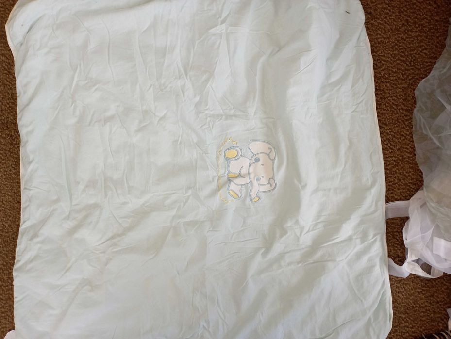 Бебешки одеяла и кърпа за баня. Стандартен размер, в отлично състояние