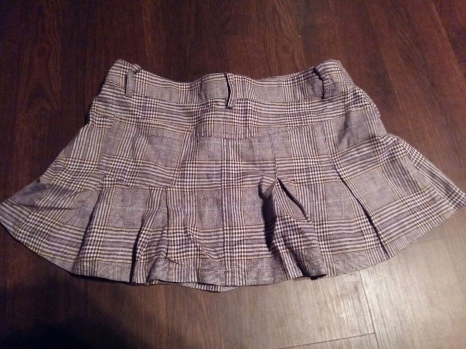 Fusta si alte haine dama