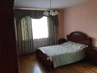 сдам 1,5х посуточно почасово, район пристани, новаторов.