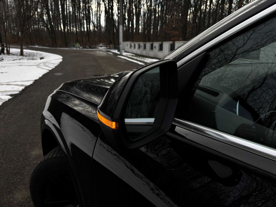 Audi Q8 55 TFSI quattro – Panoramic / Virtual Cockpit / Piele