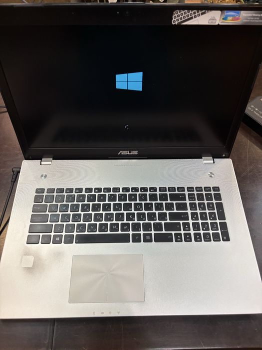 Продам Ноутбук ASUS