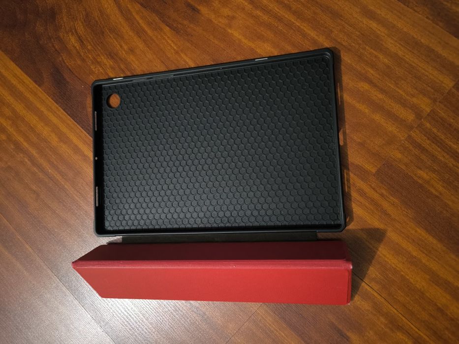 Чехол на планшет  Samsung galaxy Tab A8 .